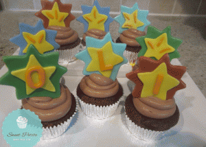 Organic Firework Cupcakes, explosion cupcakes, star fondant toppers