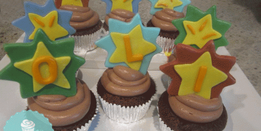 Organic Firework Cupcakes, explosion cupcakes, star fondant toppers