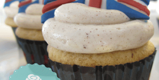 Union Jack Cupcakes, British cupcakes, british flag cupcakes, fondant union jack, queens guard cupcakes