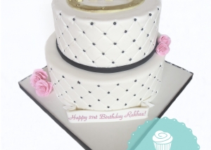 micheal kors logo, quilited cake, black white pink cake, vancouver cakes, specialty cakes vancouver
